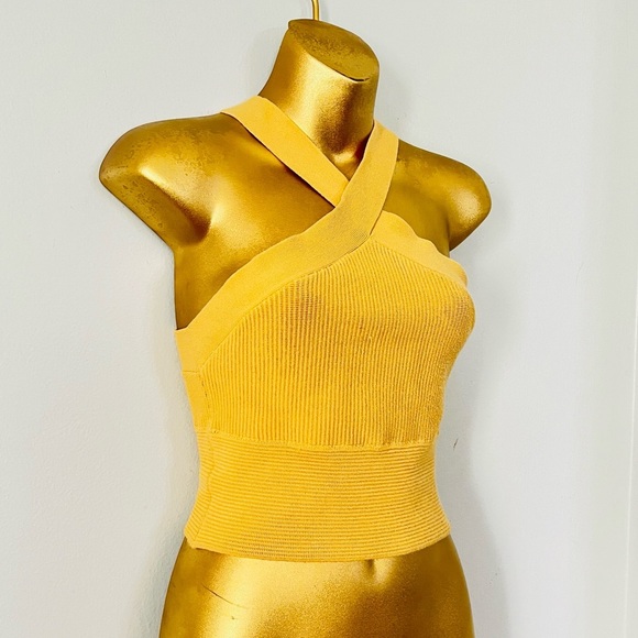 Abercrombie & Fitch Knit Halter Crop Top – Butter Yellow – Boho Chic - Picture 5 of 6